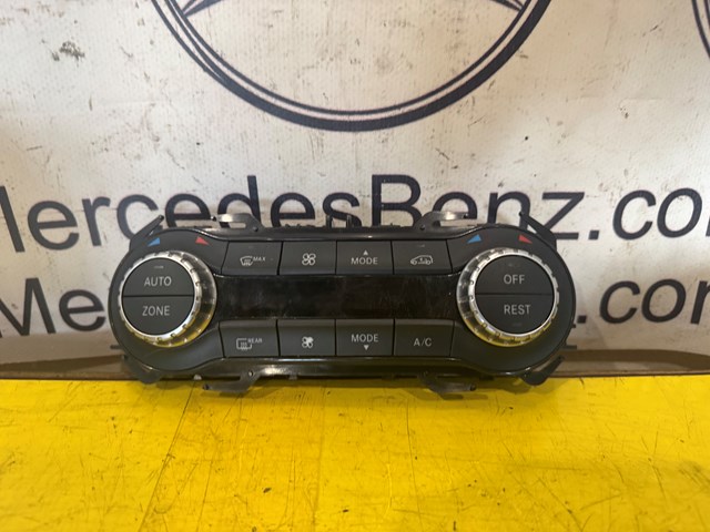 Блок управління пічкою A2429009301 MERCEDES