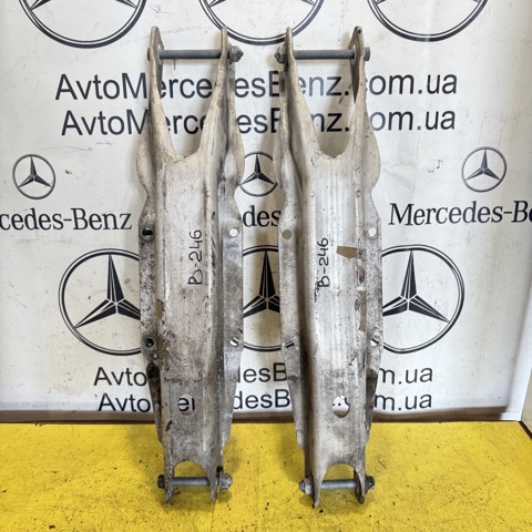 Важіль задньої підвіски нижній, лівий/правий A2463520002 MERCEDES