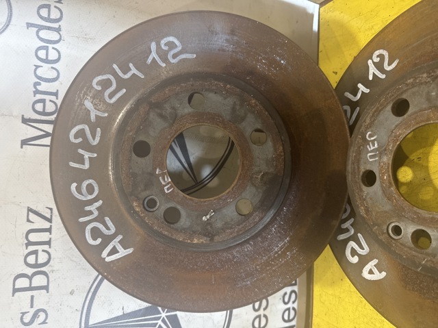 Гальмо дискове переднє A2464212412 MERCEDES