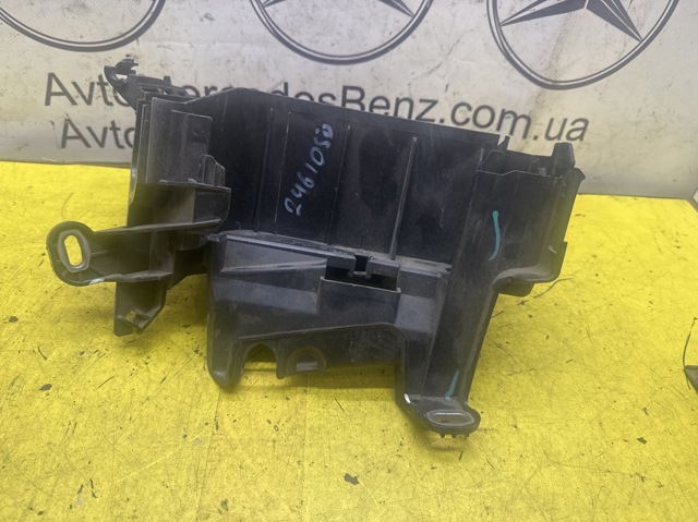 Корпус блоку запобіжників A2465400024 MERCEDES