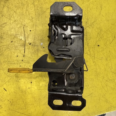 Замок капота A2468800460 MERCEDES