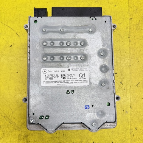 Підсилювач звуку аудіосистеми A2518207689 MERCEDES