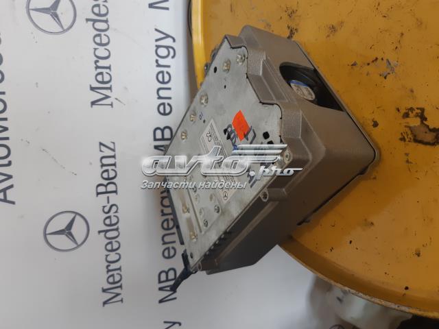 Підсилювач звуку аудіосистеми A2518209589 MERCEDES