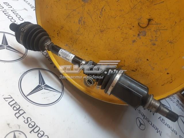 Піввісь передня, права A2533302200 MERCEDES