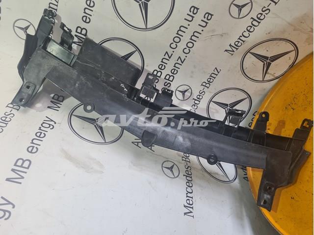 Повітроприймач A2535001100 MERCEDES