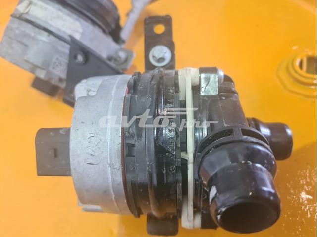 Водяний насос охолодження, корпус A2535012320 MERCEDES