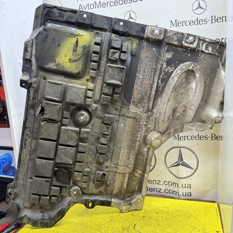 Захист двигуна задній A2535200900 MERCEDES