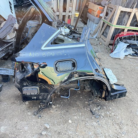 Крило праве заднє A2536306001 MERCEDES