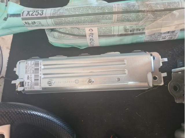 Подушка Айрбег водія захисту колін A2538600402 MERCEDES