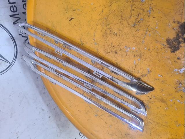 Облицювання радіатора A2538880385 MERCEDES