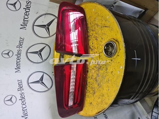Задня ліва внутрішня фара A2539063100 MERCEDES