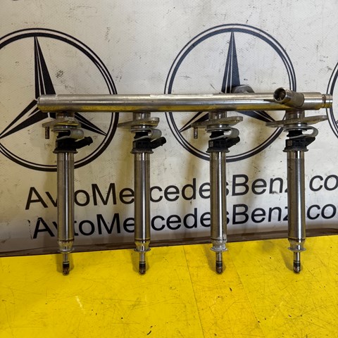 Розподільник палива A2740703800 MERCEDES