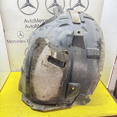 Підкрилок переднього крила, правий задній A2926903200 MERCEDES