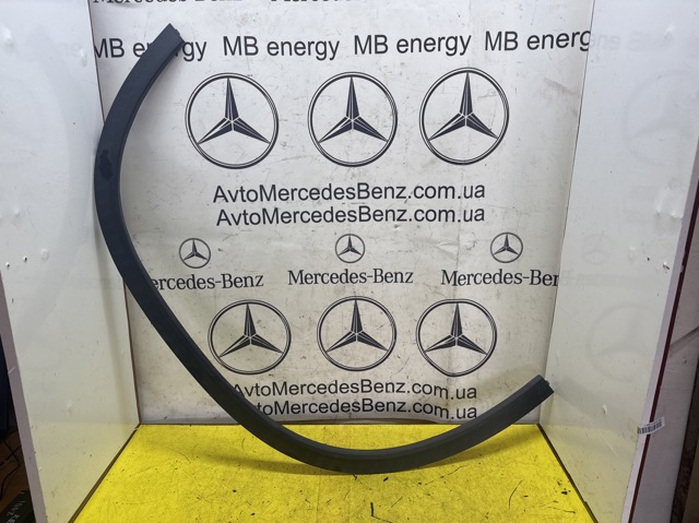 Розширювач/накладка арки переднього крила, правий A2928856622 MERCEDES