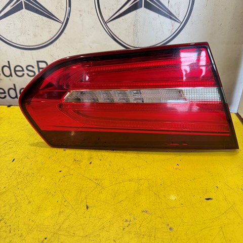 Задня ліва внутрішня фара A2929063900 MERCEDES