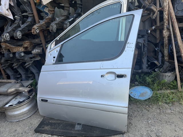 Дверь передня ліва A4147200005 MERCEDES