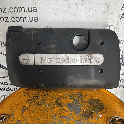 Кришка двигуна декоративна A6110101067 MERCEDES