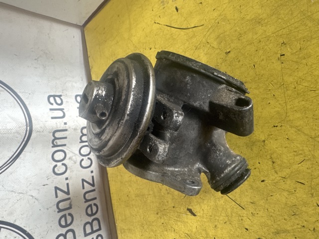 Клапан EGR, рециркуляції газів A6110900754 MERCEDES