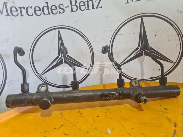 Розподільник палива (рампа), лівий A6280700195 MERCEDES