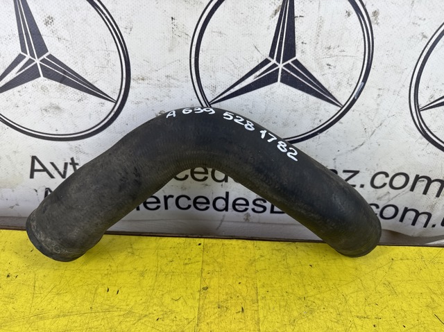 Шланг/патрубок интеркуллера A6395281782 MERCEDES