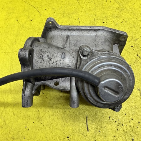 Клапан EGR рециркуляції газів A6401401360 MERCEDES