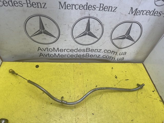 Направляюча щупа-індикатора рівня масла в двигуні A6420103766 MERCEDES