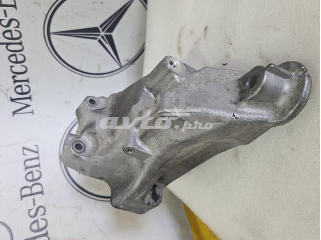 Кронштейн подушки (опори) двигуна, правої A6512234304 MERCEDES
