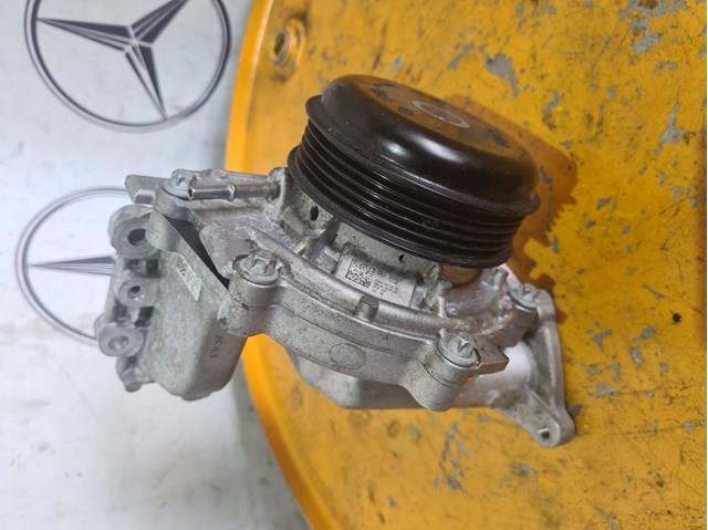 Помпа водяна, (насос) охолодження, в зборі з корпусом A6542002300 MERCEDES