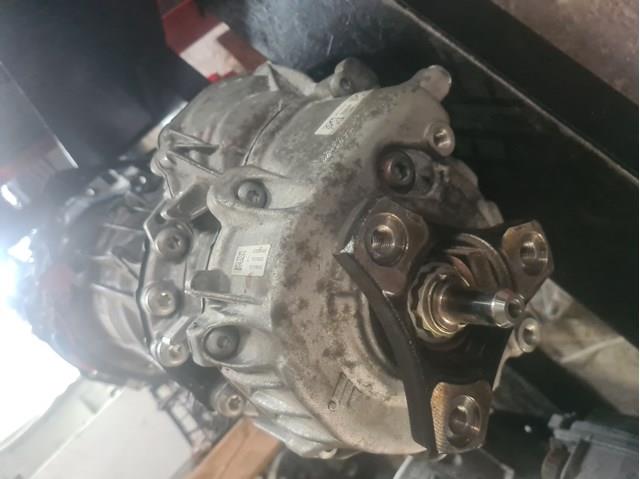 Коробка роздавальна A7252802400 MERCEDES