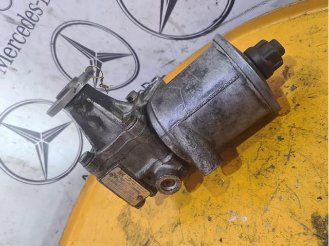 Насос рульового механізму A9014660301 MERCEDES