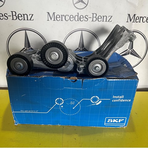 Ролик натяжителя ременя агрегатів VKM38868 SKF
