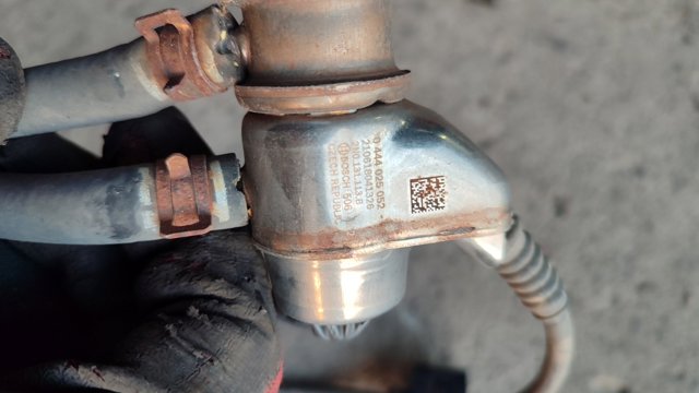 Форсунка вприскування AD BLUE 2N0131113B VAG