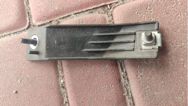Кронштейн кріплення крила переднього лівого, задній 4KE821164 VAG