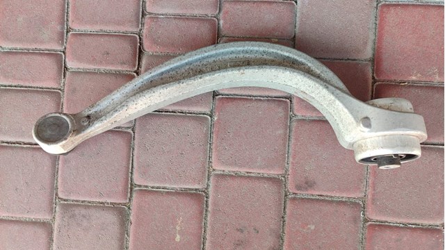 Поперечний важіль 4M0407695C VAG