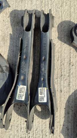 Балансир задній правий 55251N9050 HYUNDAI