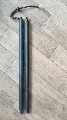 Амортизатор задньої ляди 81841GI101 HYUNDAI