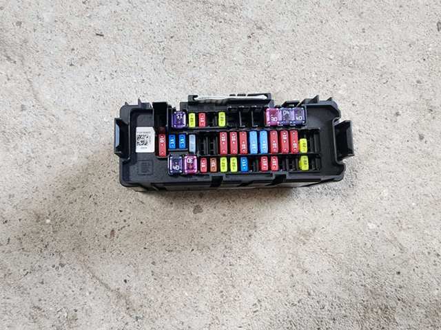 Коробка запобіжників 85015918 HONDA