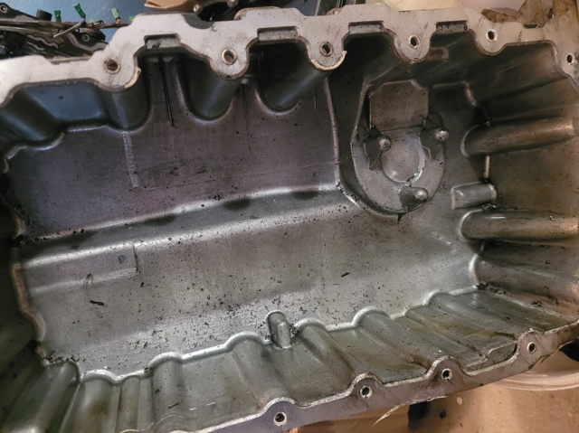 Картер масляний 03G103603AB VAG