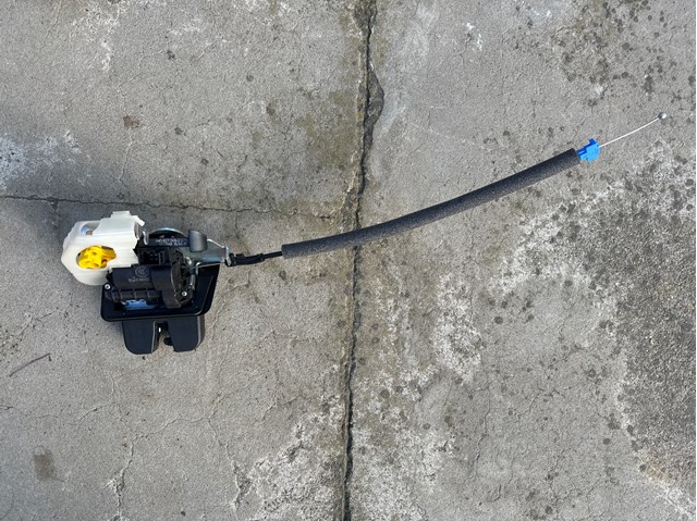 Замок кришки багажника 4M0827506D VAG