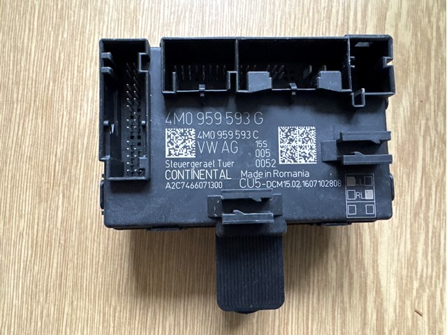Блок комфорту передніх дверей 4M0959593G VAG