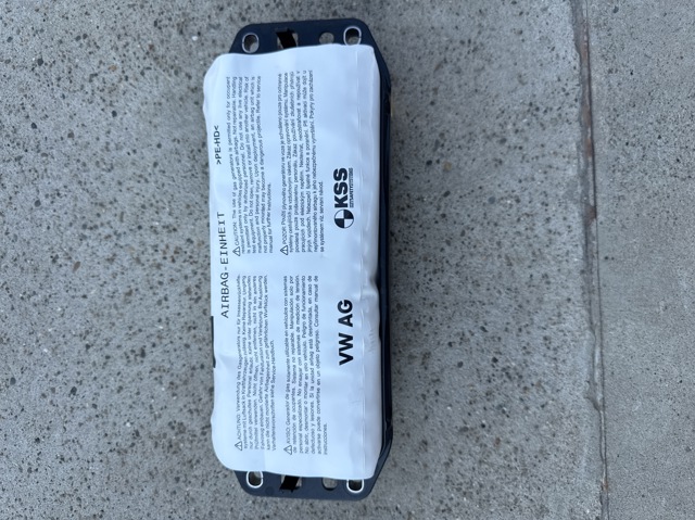 Подушка безпеки бокова 4M8880204H VAG