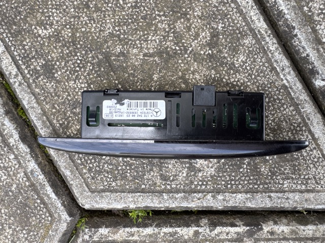 Дисплей парктроніка A1725420023 MERCEDES