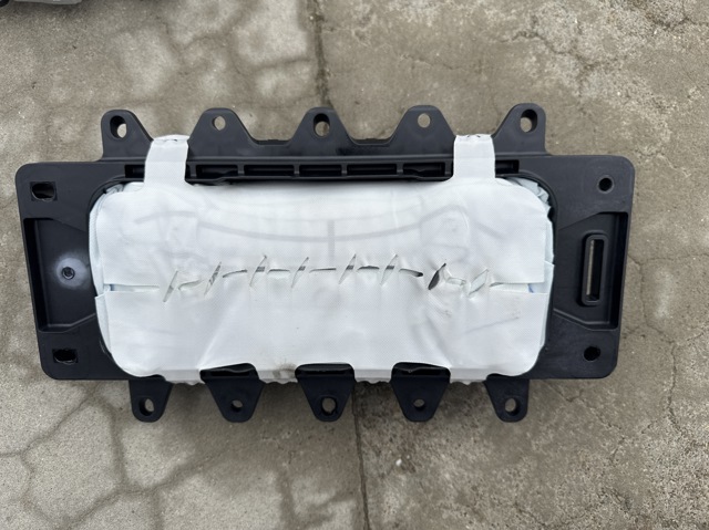 Подушка безпеки бокова A1778602601 MERCEDES