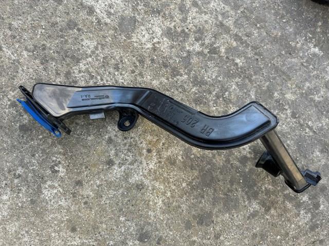 Горловина бачка омивача A2058600164 MERCEDES