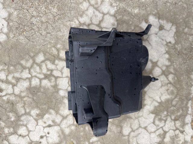 Корпус блока запобіжників A2135400124 MERCEDES