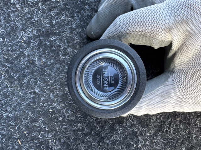 Кнопка запуску двигуна A2139055500 MERCEDES