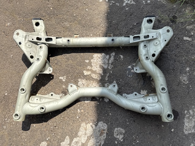 Балка передньої підвіски, підрамник A2186280157 MERCEDES