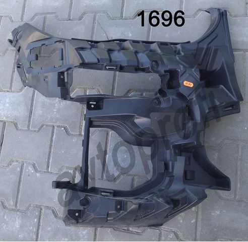 Кронштейн кріплення протитуманной фари, правої 51118069228 BMW