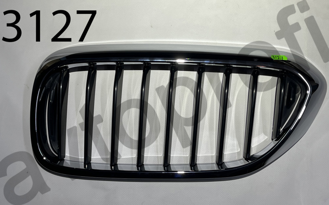 Решітка радіатора ліва 51137390865 BMW