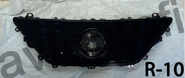 Захисна решітка радіатора 620725SK0D NISSAN